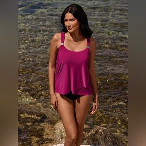 NWT Miraclesuit
Dazzle Tankini Top